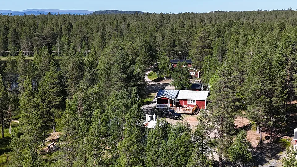Pinewood Cabins - Cabin 3 Ulven seen from above