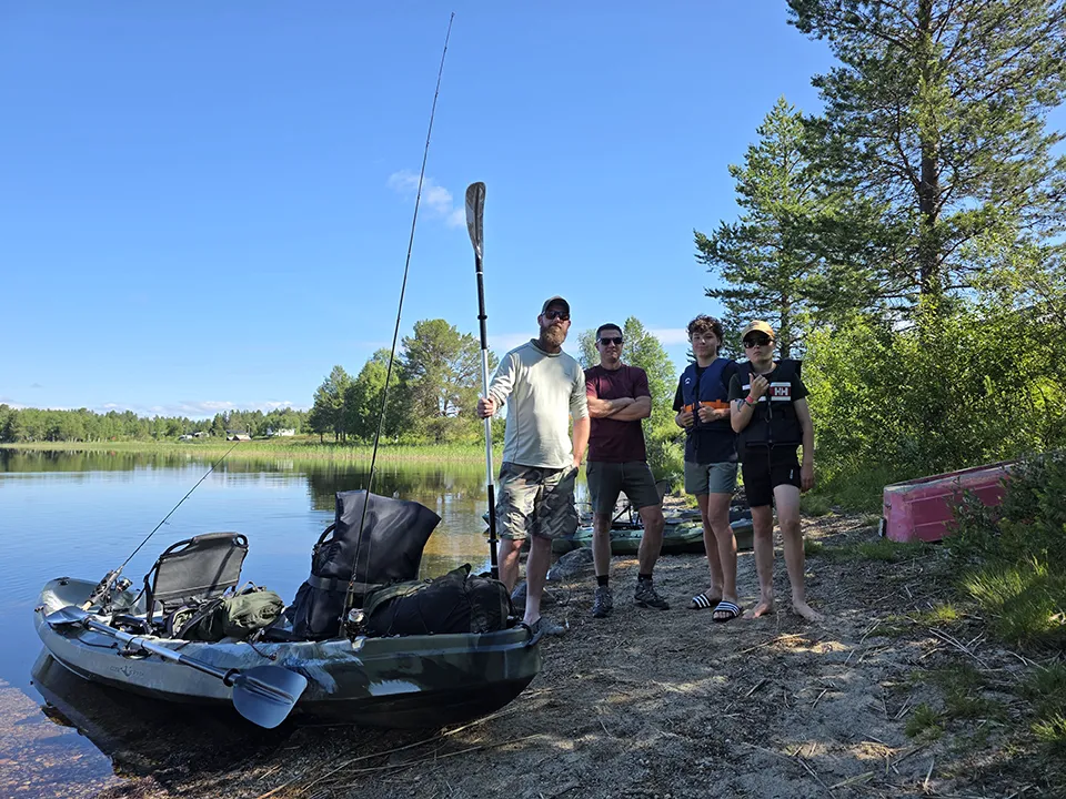 Pinewood Cabins - River adventure canoe trip